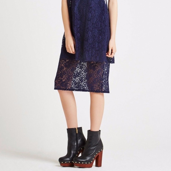 BCBGeneration Floral Lace Pencil Skirt Deep 2 - Picture 5 of 5